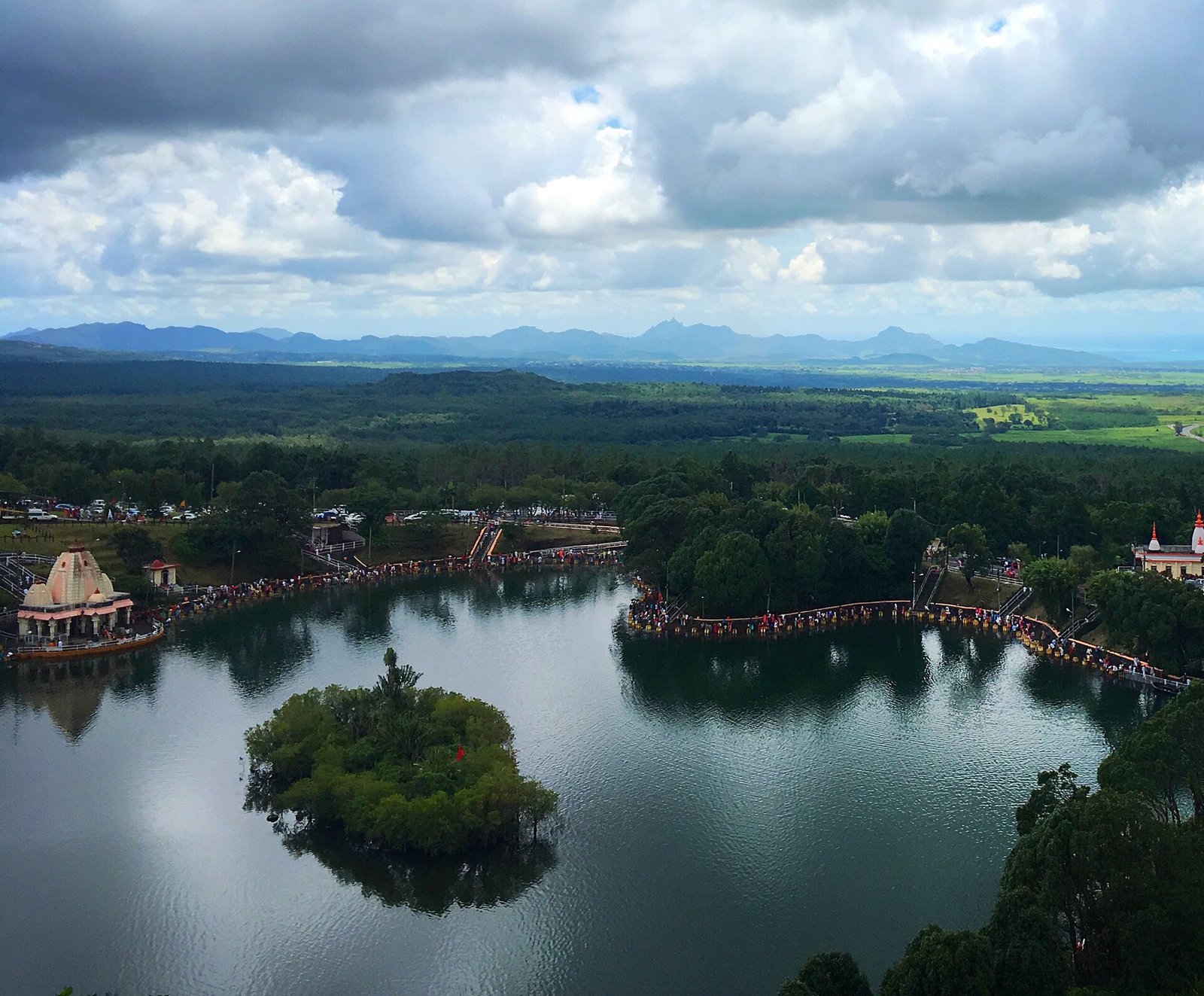 Der Kratersee Grand Bassin (Ganga Talao) von oben