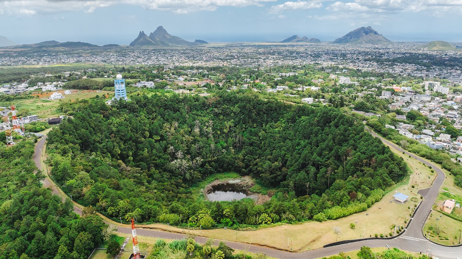 Der Vulkankrater Trou aux Cerfs über Curepipe